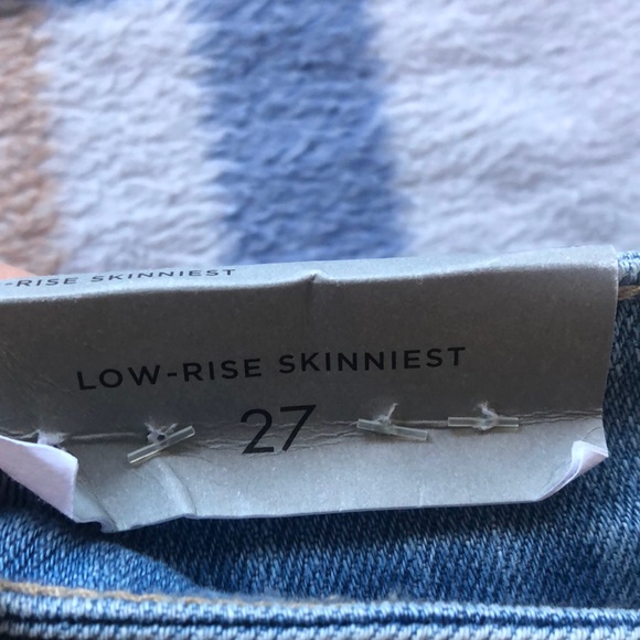 Low Rise Skinniest BULLHEAD Jeans - Picture 6 of 8